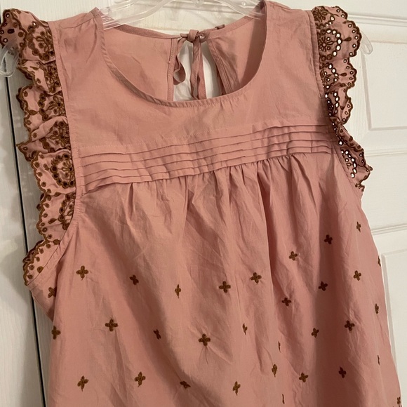 Blush Pink Embroidered Sleeveless Top Size M - Picture 2 of 6